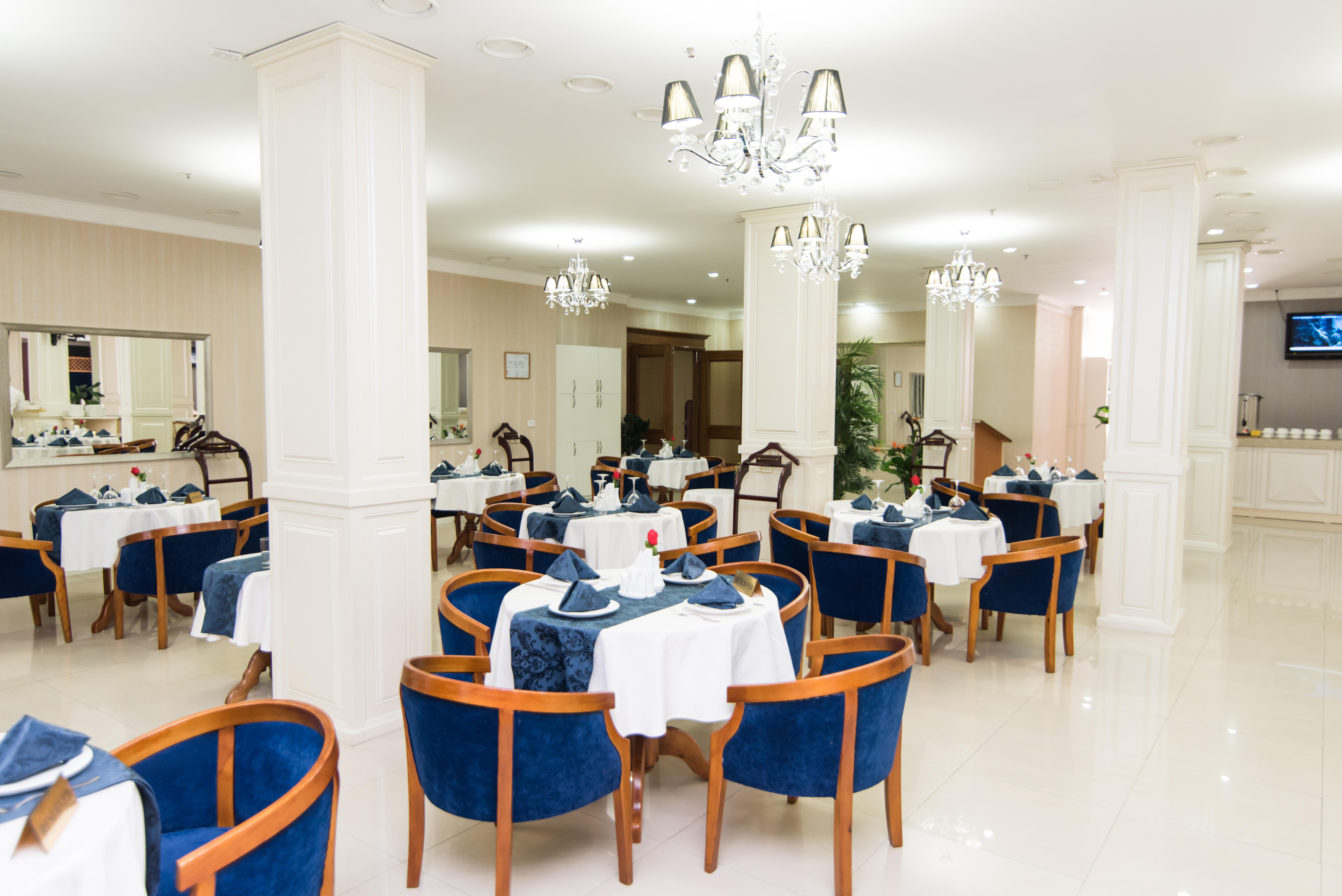 Hotel King