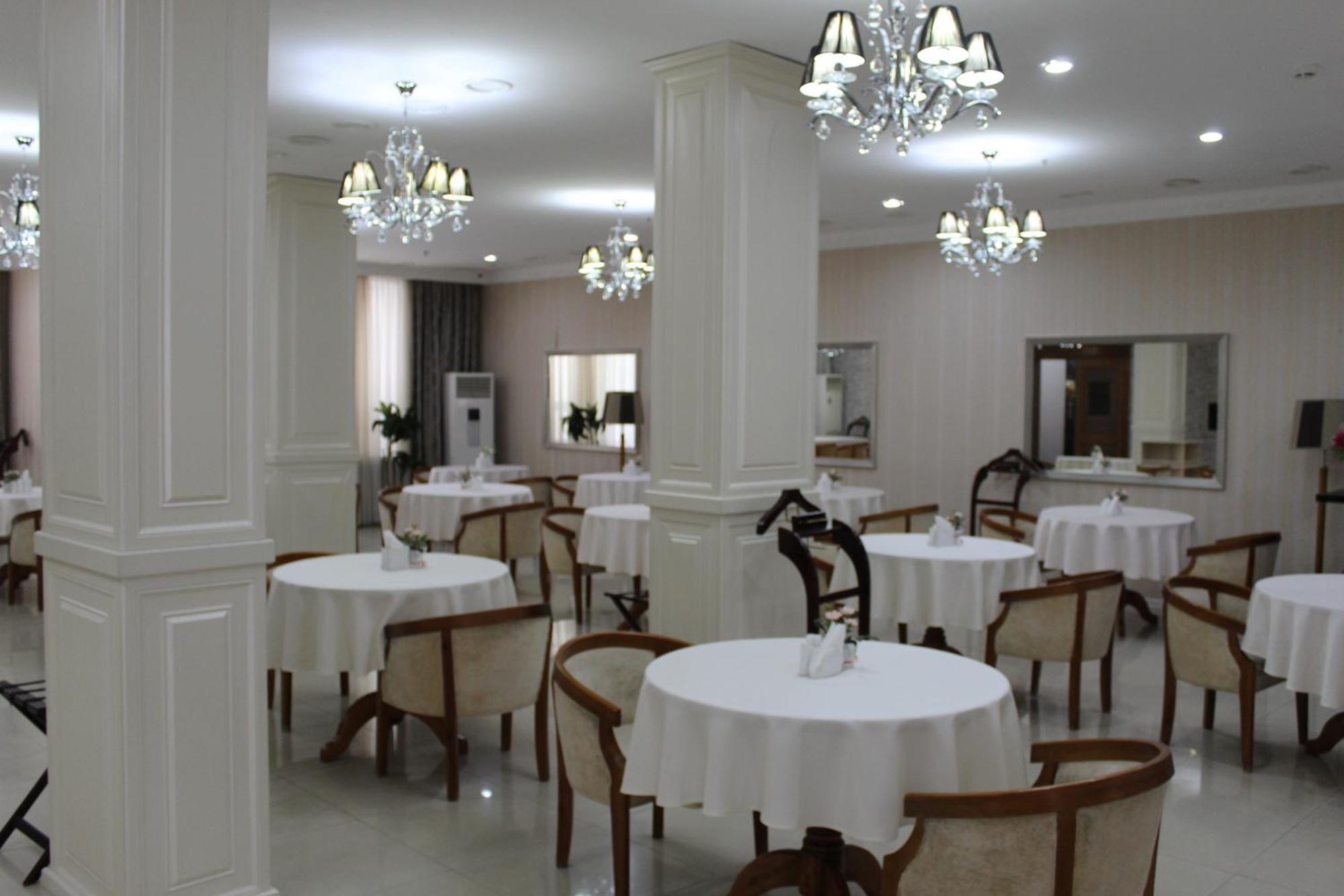 King Hotel Nur-Sultan (Astana)